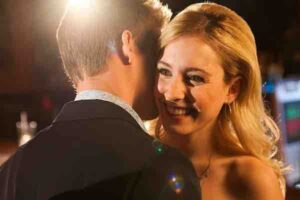 những lời khen có cánh dành tặng con gái